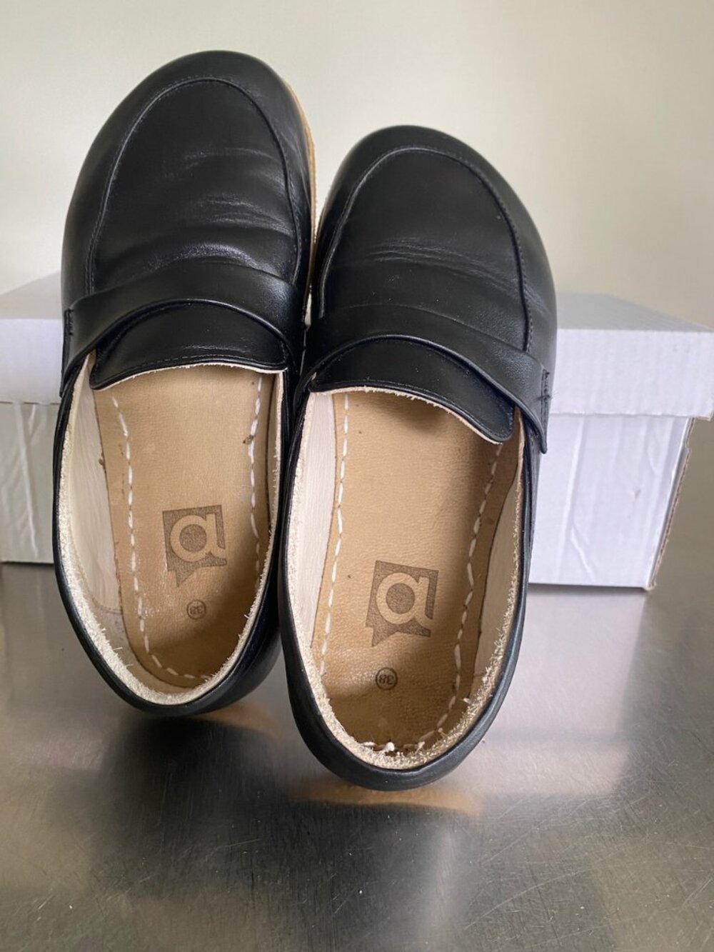 Dalia Designed by Anya Leather Barefoot Shoes, Woman's Size US size 7, EU 37 - Picture 4 of 6